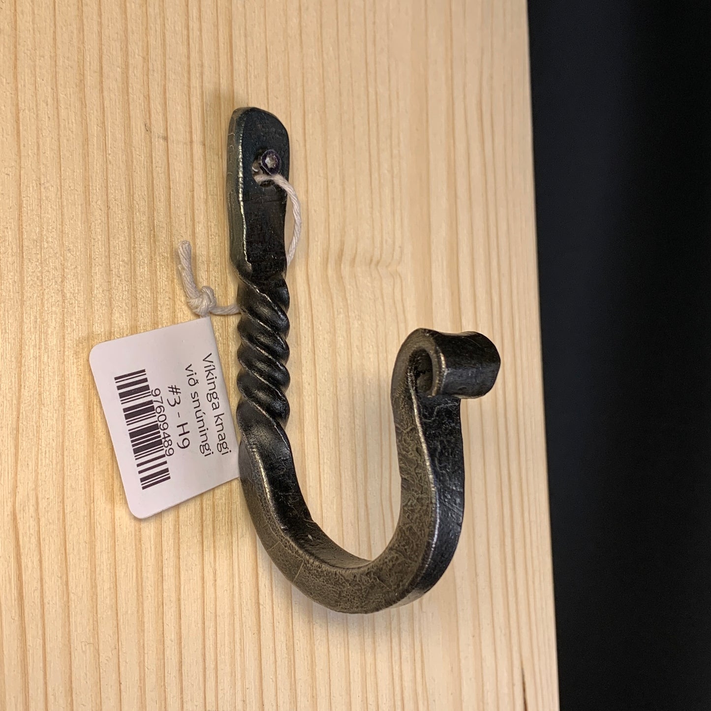 Handsmíðaður Víkingaknagi