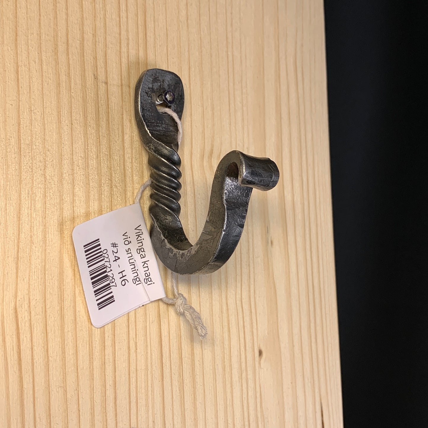 Handsmíðaður Víkingaknagi