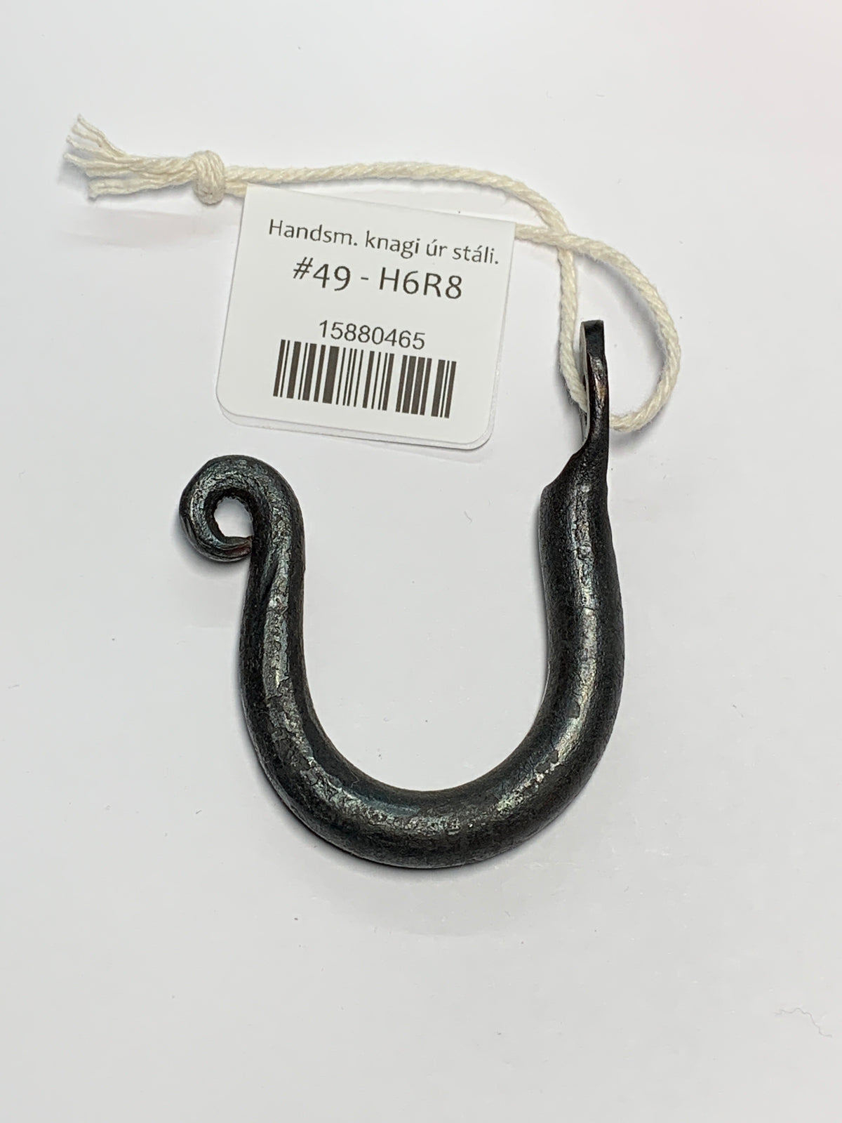 Handsmíðaðir knagar